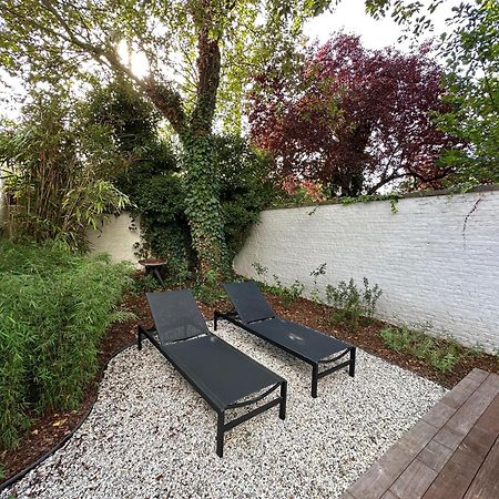 3 Bedroom Art-Nouveau Apartment With Free Parking Gand Esterno foto