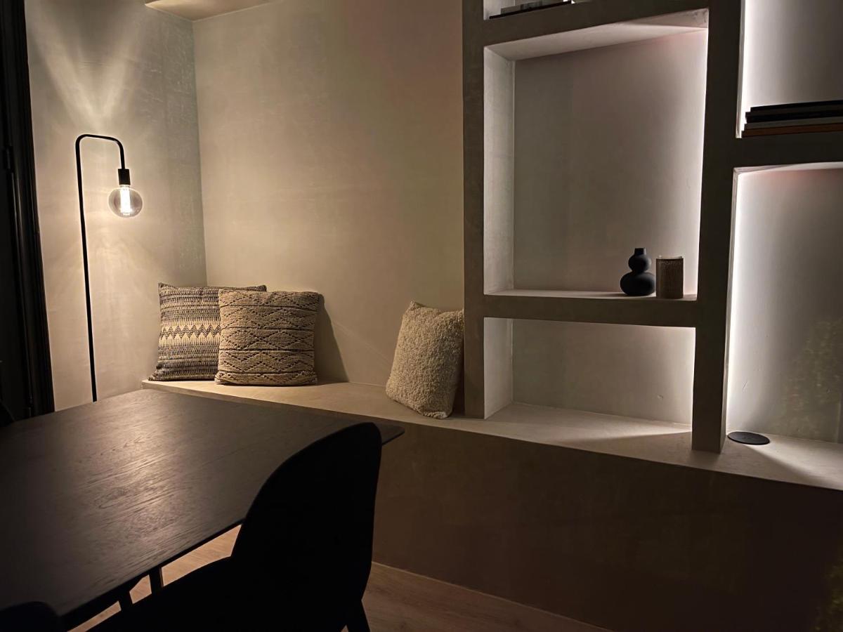3 Bedroom Art-Nouveau Apartment With Free Parking Gand Esterno foto