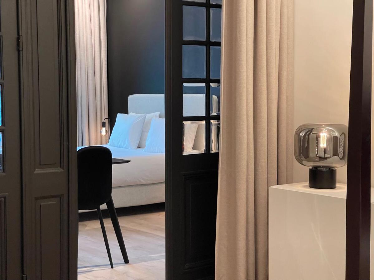 3 Bedroom Art-Nouveau Apartment With Free Parking Gand Esterno foto