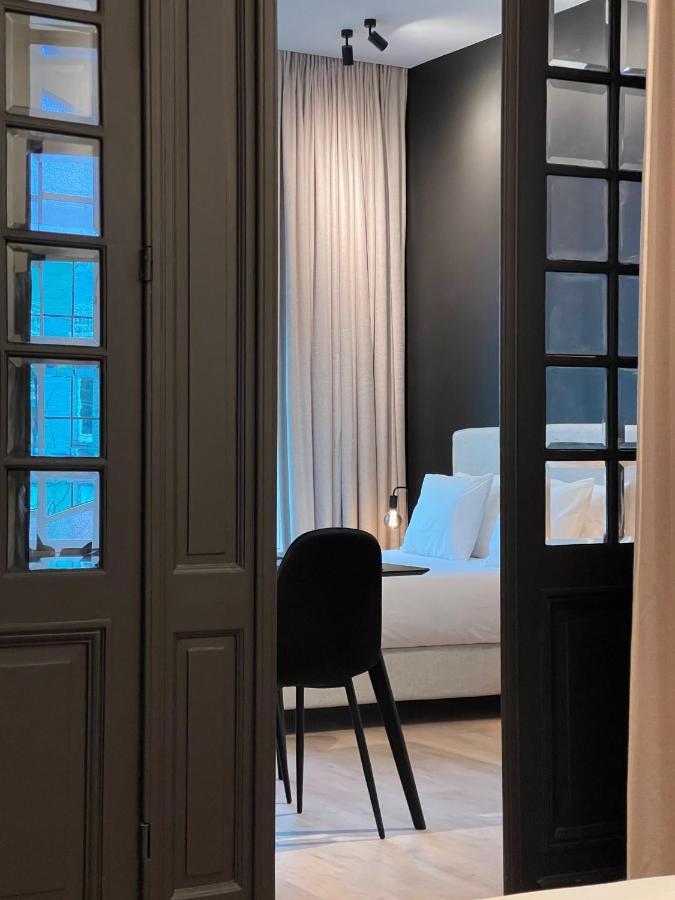 3 Bedroom Art-Nouveau Apartment With Free Parking Gand Esterno foto