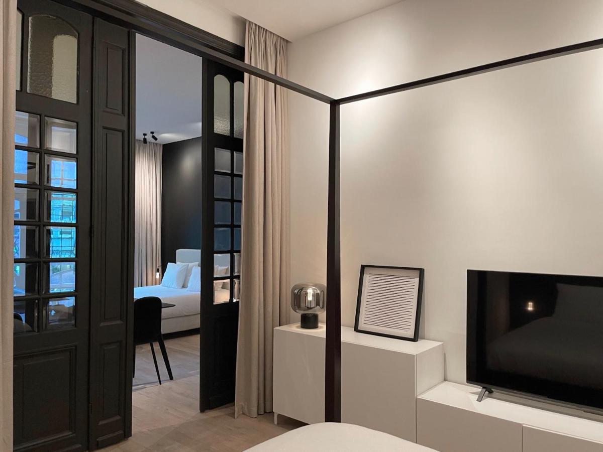 3 Bedroom Art-Nouveau Apartment With Free Parking Gand Esterno foto
