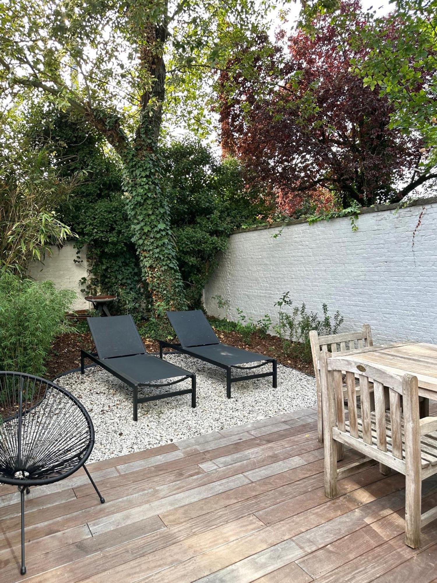 3 Bedroom Art-Nouveau Apartment With Free Parking Gand Esterno foto